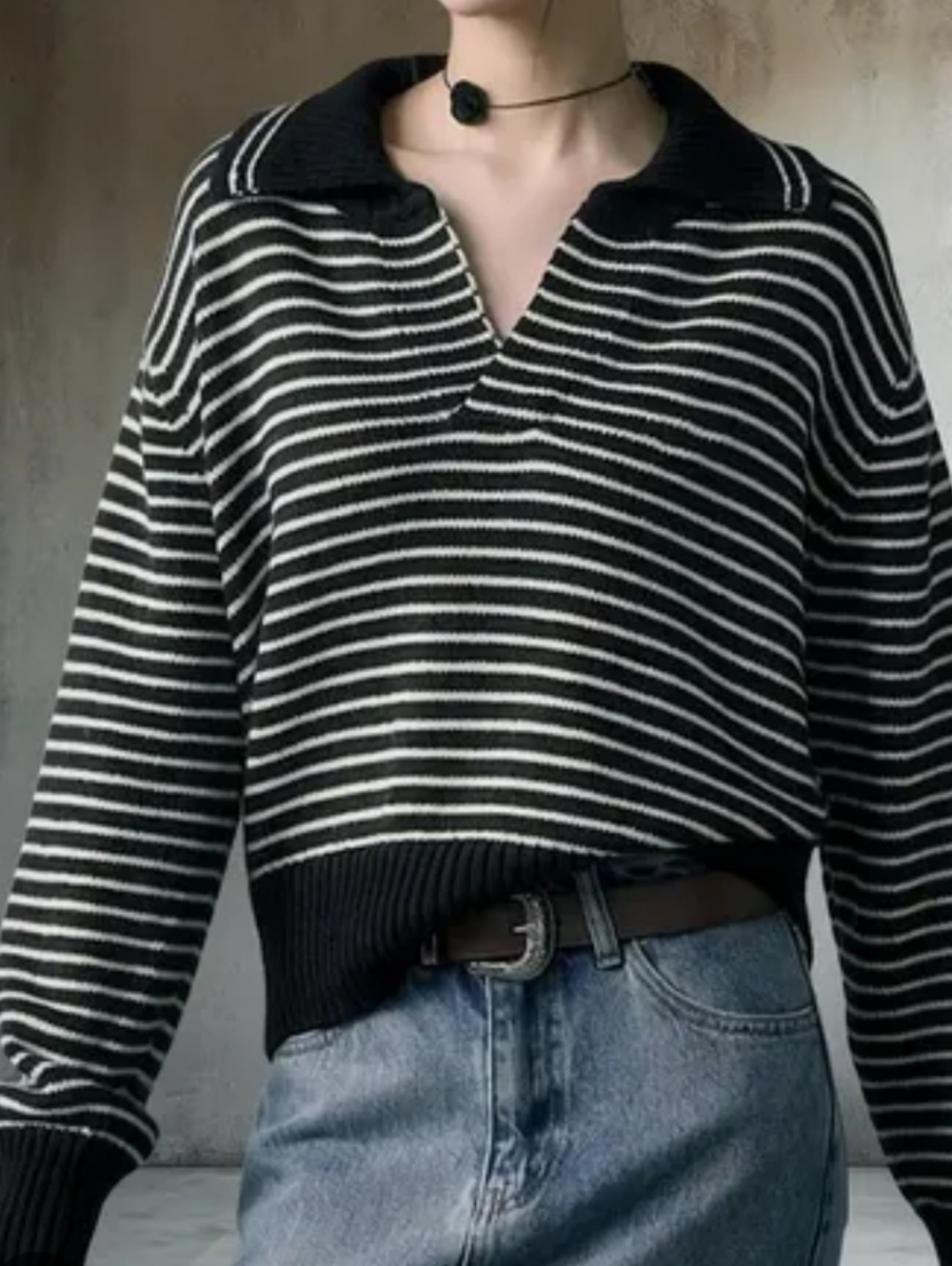 Striped Black & White Polo Collar Sweater XS/S